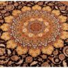 Tapis en soie iranienne tissé à la main avec motif médaillon couleur crème - Qom