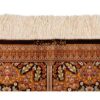 Tapis en soie iranienne tissé à la main avec motif médaillon couleur crème - Qom