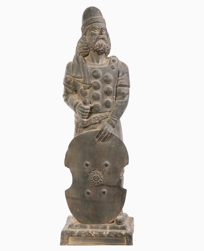 Sculpture de Babak Khorramdin – Héros iranien