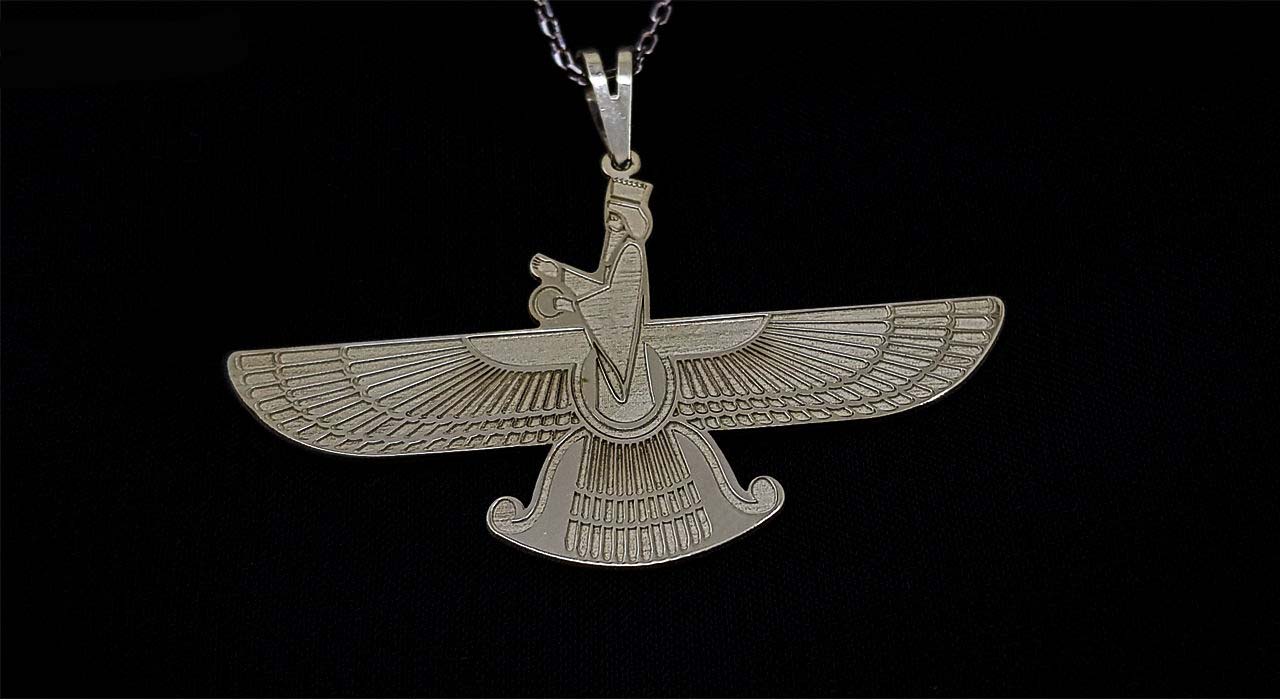 Pendentif en Argent Minimaliste Symbole Zoroastrien Farvahar