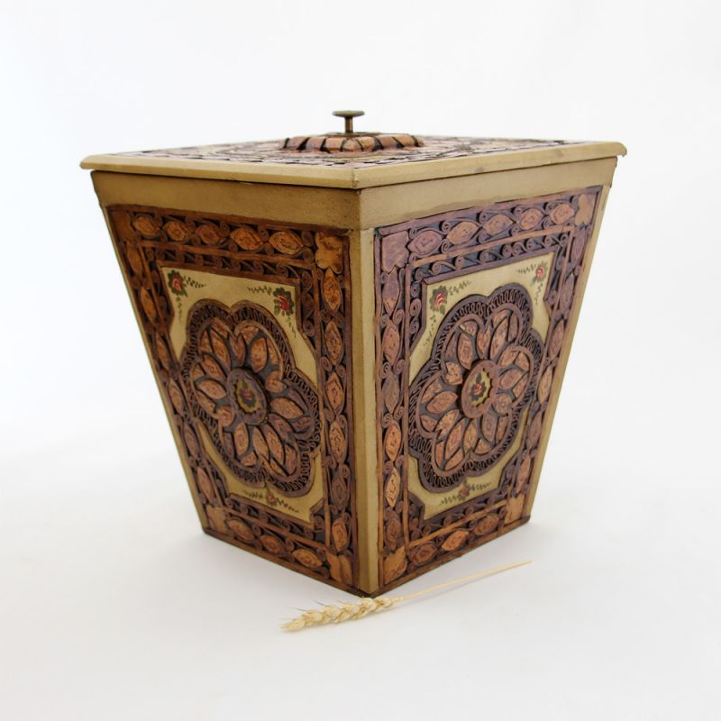 Poubelle de luxe en cuir et mosaïque de bois