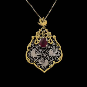 Pendentif en argent gravé persan & en bronze avec pierre précieuse Roby