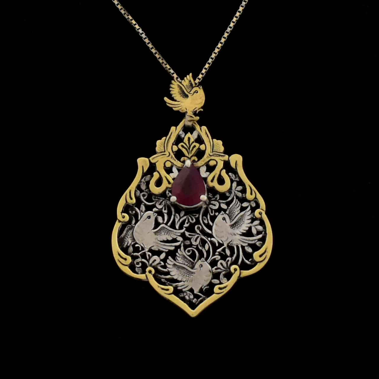 Pendentif en argent gravé persan & en bronze avec pierre précieuse Roby