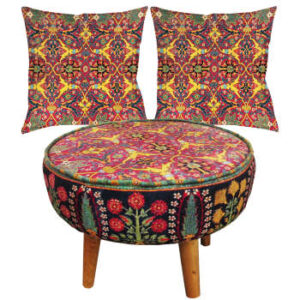 Tabouret et coussins en velours traditionnel inspirés de l’art persan