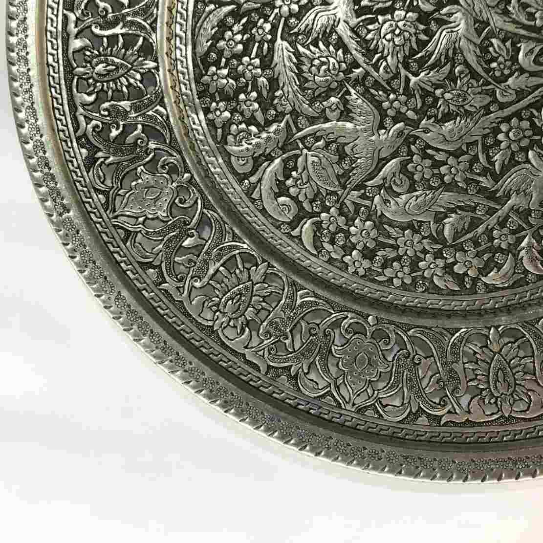 Plateau en cuivre décoratif gravé à la main avec art artisanal persan fleur