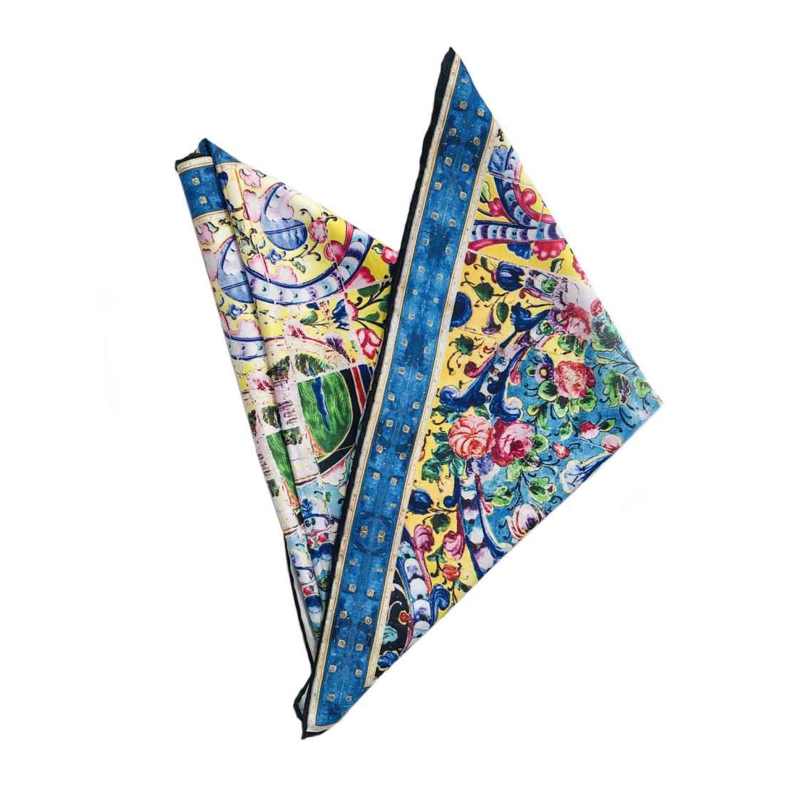 Foulard en soie pour femmes – Imprimé cachemire luxueux, design cachemire vibrant