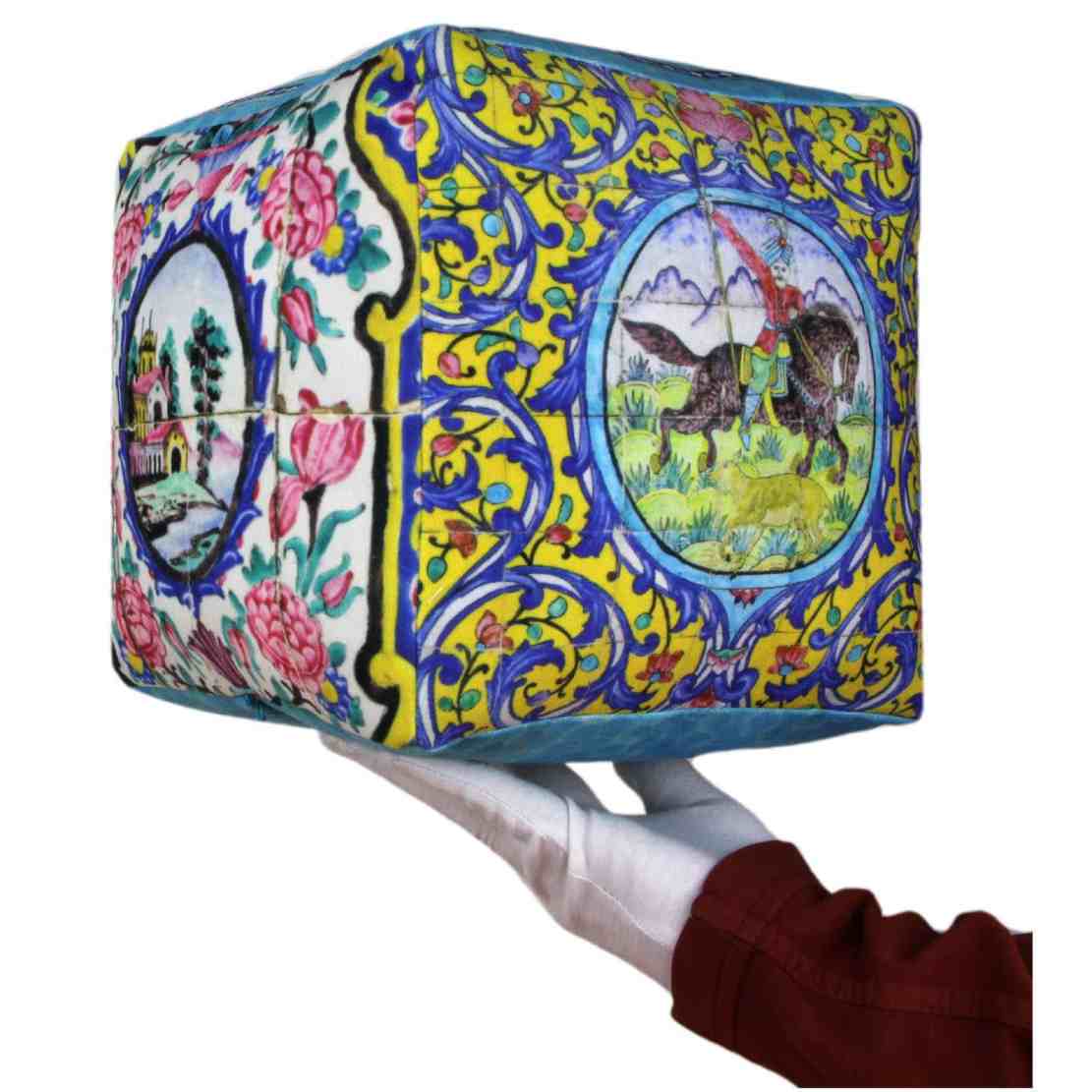 Pouf carré en velours bohémien inspiré par l’élégance persane Shikdo