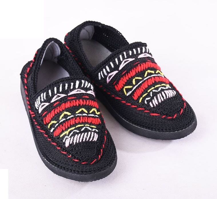 Giveh Shoes – Chaussures Persanes Artisanales Respirantes Modèle Bamdad