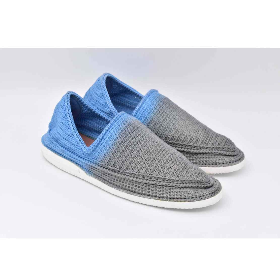 Giveh Shoes – Chaussures Persanes Artisanales Respirantes Modèle Bleu & Gris