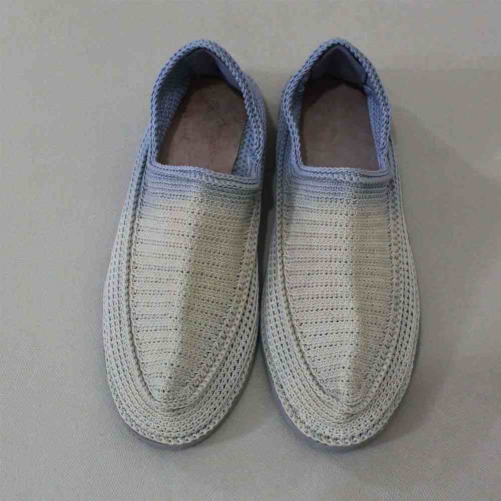 Giveh Shoes – Chaussures Persanes Artisanales Respirantes Modèle Blanc & Bleu