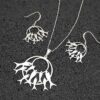Ensemble de collier et boucles d'oreilles en argent modèle Mahi