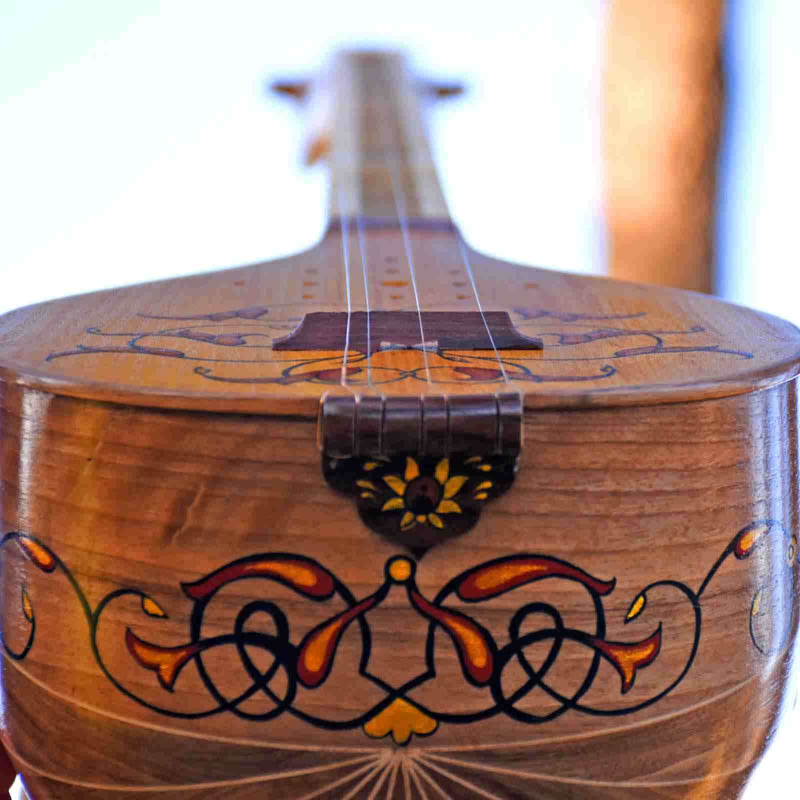 Instrument à cordes Setâr persan – Fabriqué à la main par Iransaz, Modèle Berna