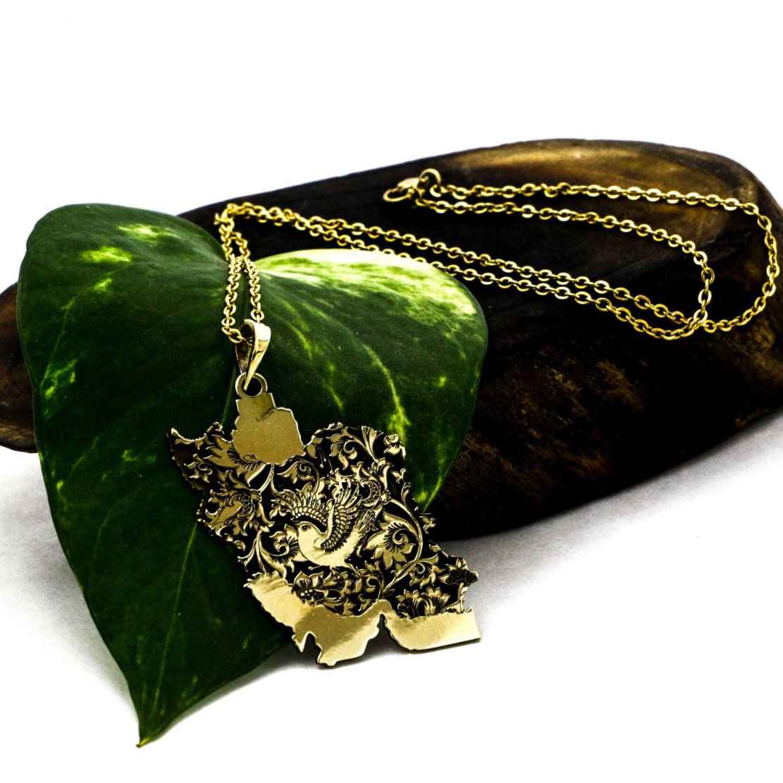 Collier en Laiton Persan Minimaliste Carte de l’Iran