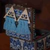 Boucles d'oreilles à pompons en macramé, modèle Triangle