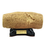 Figurine historique du cylindre des droits de l’homme de Cyrus le Grand