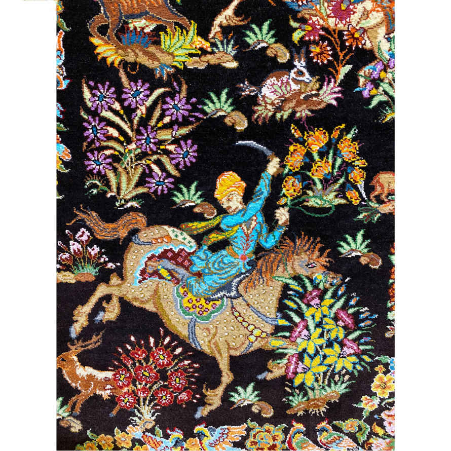 Tapis persan figuratif noué à la main de Qom représentant un terrain de chasse