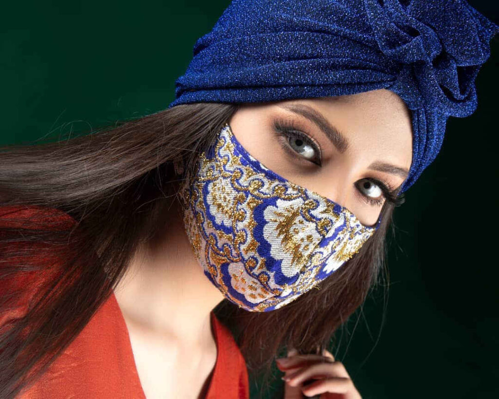 Masque facial brodé fait à la main pour femme – Modèle Almas
