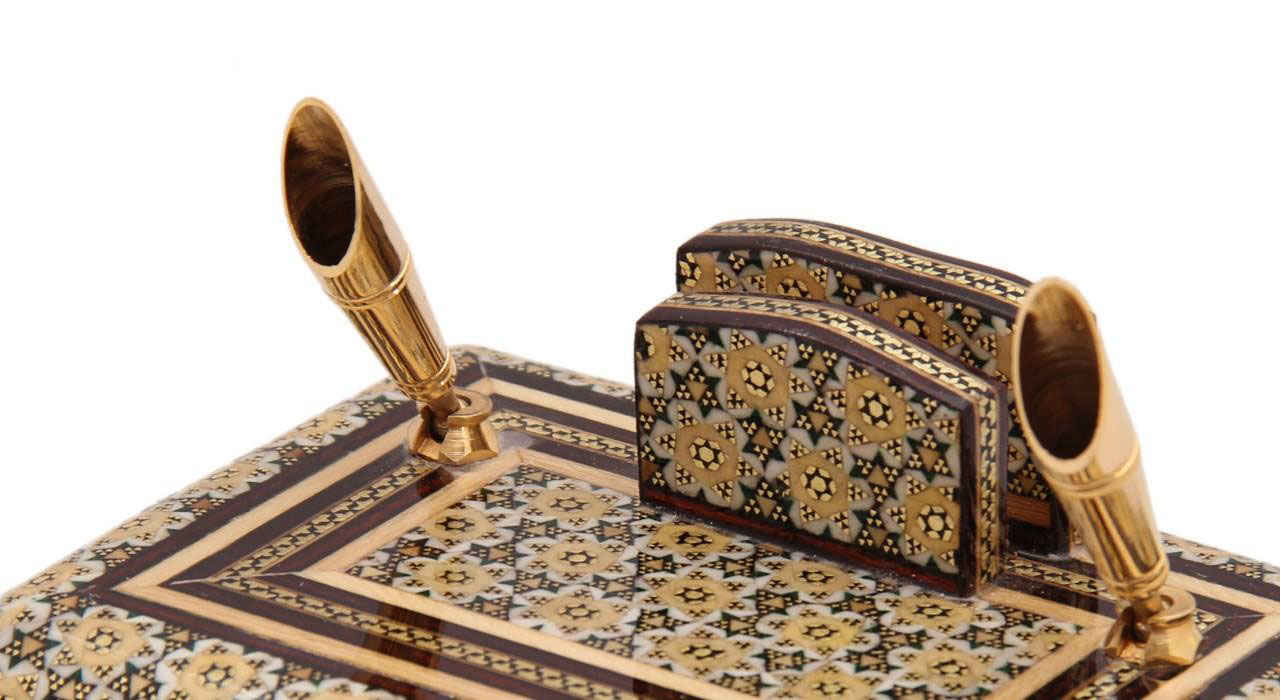 Porte-stylo en bois persan fait main pour bureau – Art Khatamkari Élégance, Markland