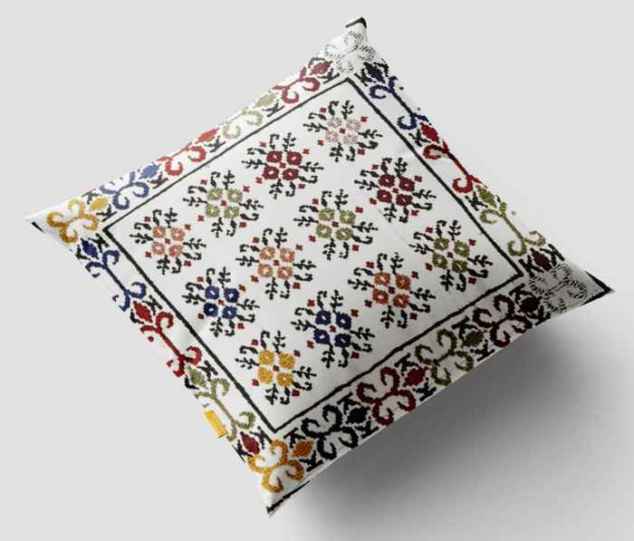 Housse de Coussin Kilim Persan – Design Blanc Tissé à la Main