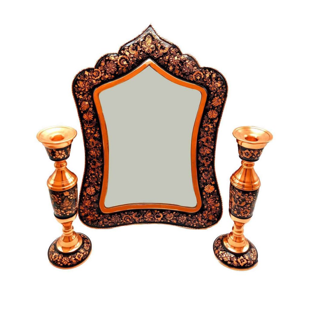 Ensemble miroir et bougeoirs gravés en cuivre persan – Ghalamzani