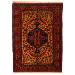 Tapis Persan Fait Main avec Design Toranj et Médaillon