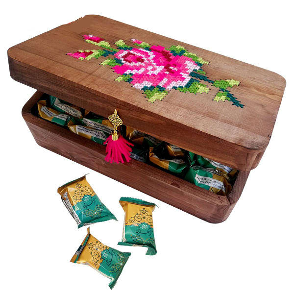 Gaz Mozaffari : 40 % Pistache – Nougat sucré à l’eau de rose