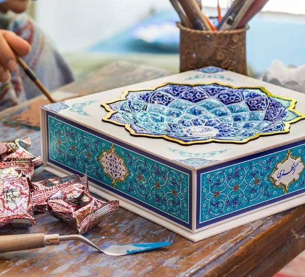 Gaz Mozaffari : 40 % Pistache – Nougat iranien sucré à l’eau de rose