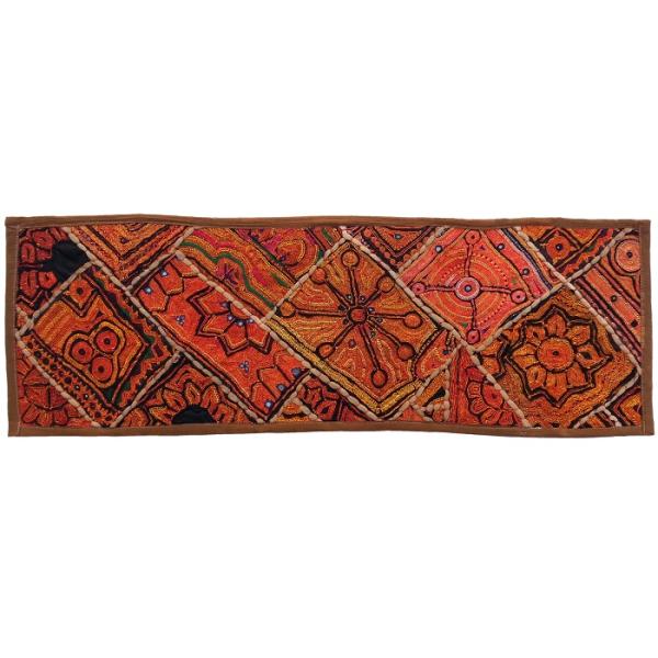 Chemin de Table Patchwork Brodé Almas
