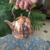Bouilloire en cuivre persan durable pour cuisinière traditionnelle martelée