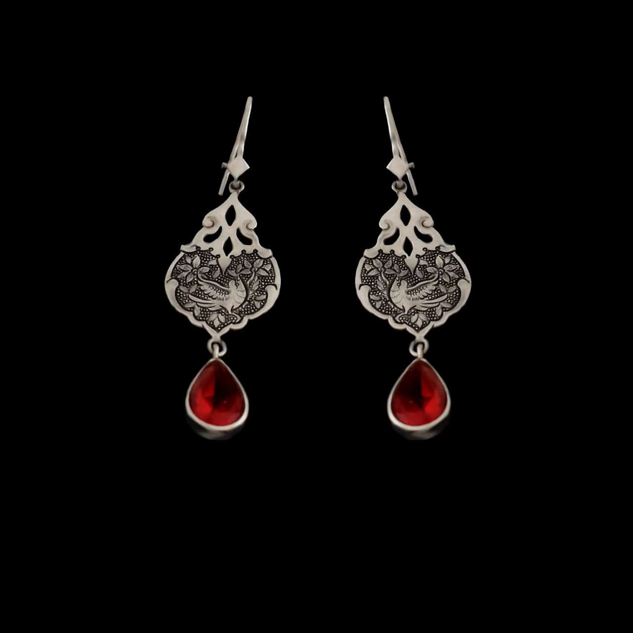 Boucles d'oreilles en argent persan Gravées avec Pierre de Rubis