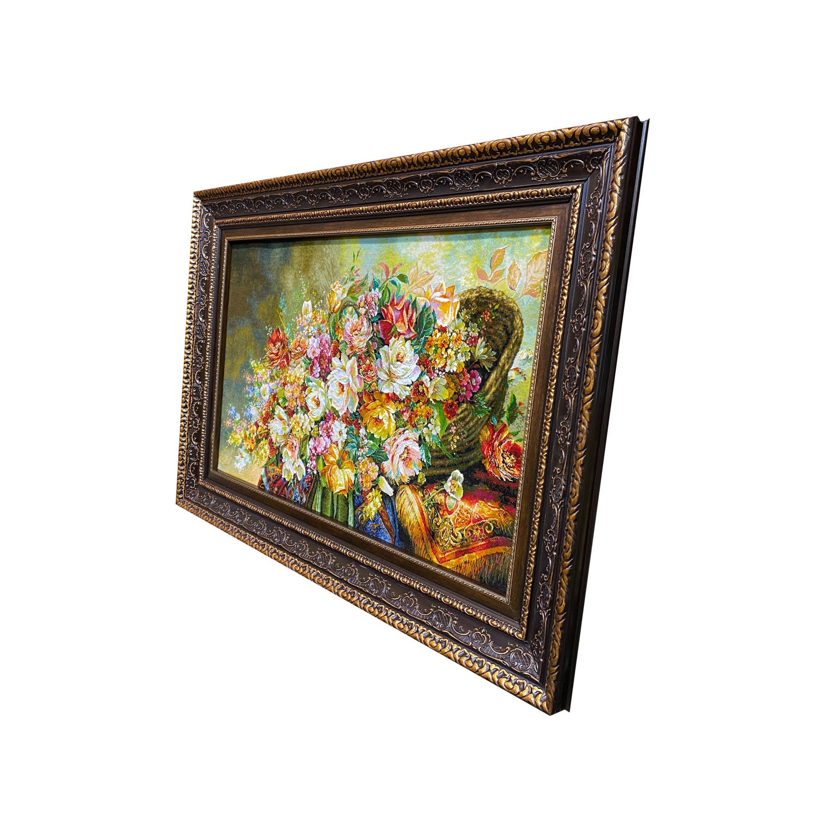 Tapis persan figuratif noué à la main de Tabriz représentant des roses