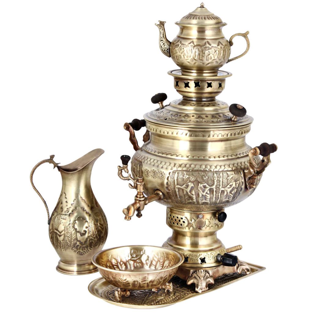 Machine à thé samovar à gaz persan en laiton design traditionnel motifs Achaemenes 8 litres