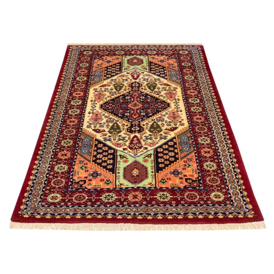 Tapis Persan en Laine Fait Main avec Design Médaillon Doré