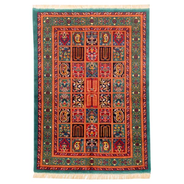 Tapis Persan Fait Main en Soie Modèle Sadra
