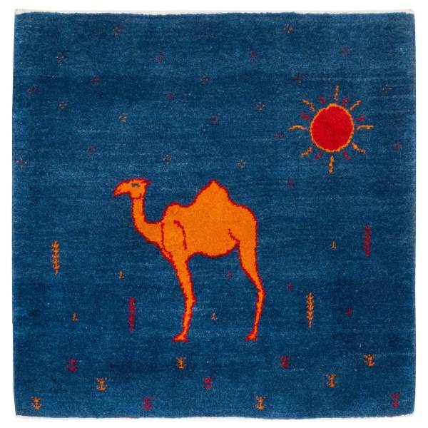 Tapis Gabbeh en laine persane tissé à la main avec motifs animaliers Chameau