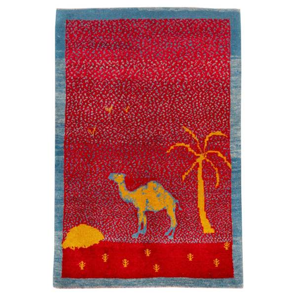 Tapis Gabbeh en laine persane tissé à la main avec motifs animaliers Chameau I