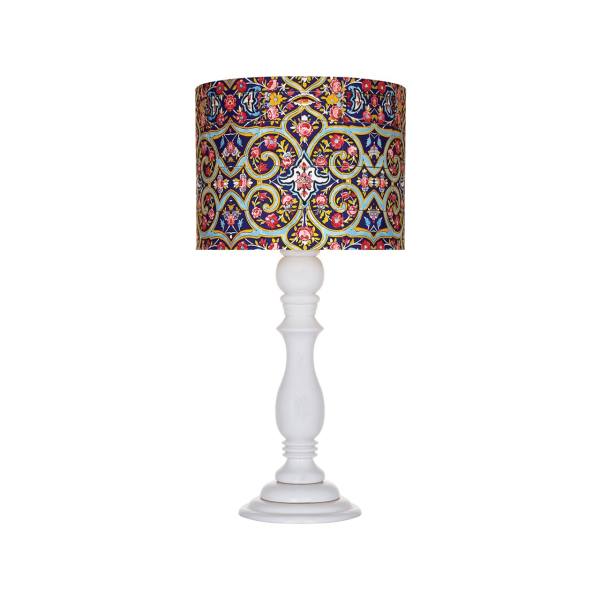 Lampe de table en bois traditionnelle avec abat-jour inspiré de la Perse Dalan