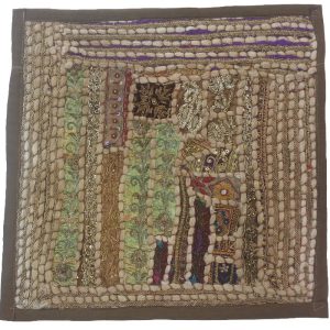 Housse de Coussin Brodée – Design Suzani Hana