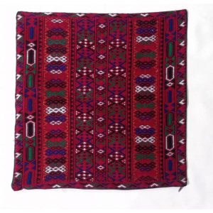 Housse de Coussin Brodée – Design Suzani Rouge