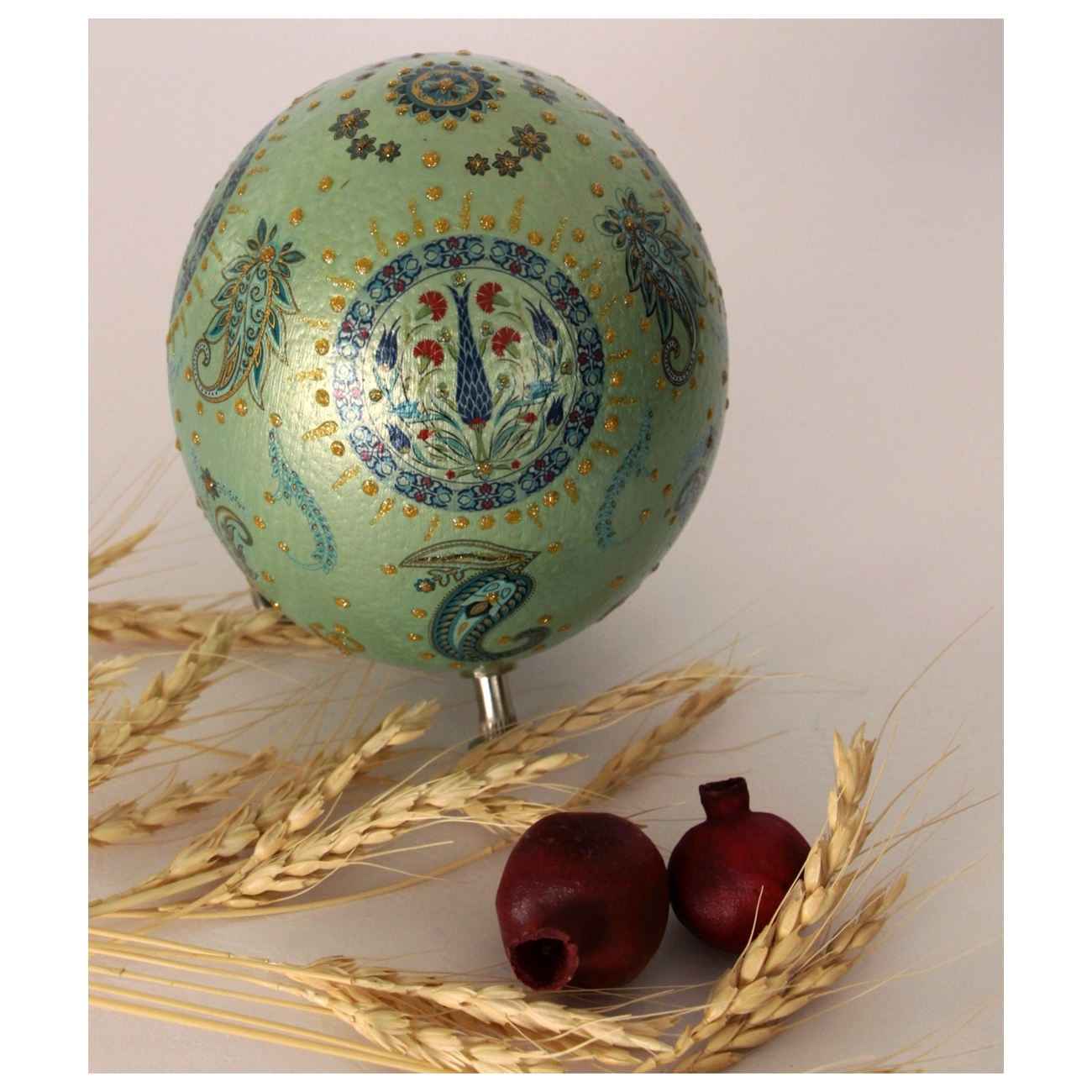Œuf d’autruche décoratif persan peint à la main
