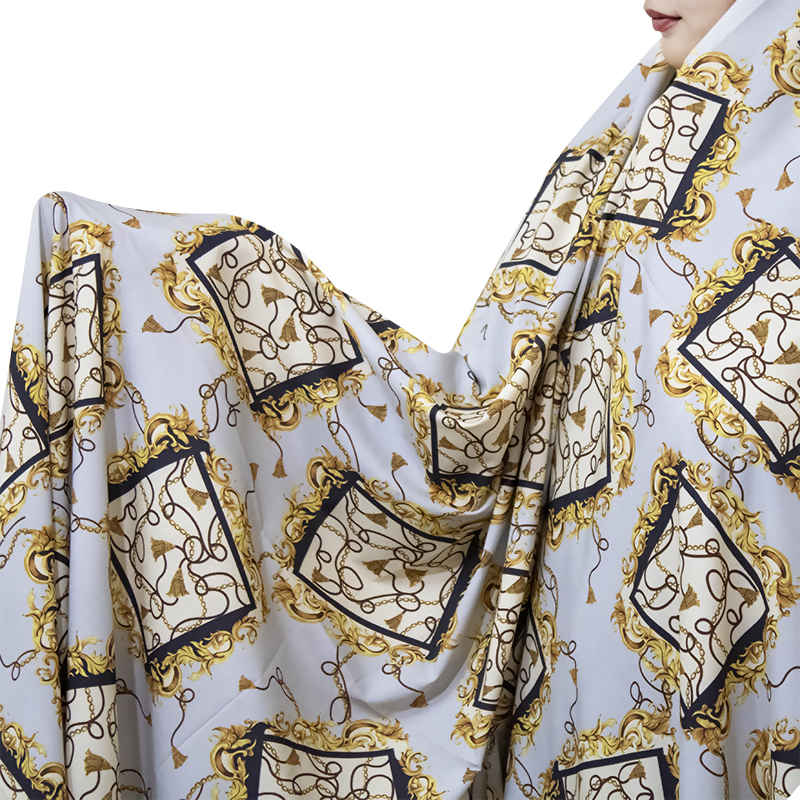 Tchador Culturel Iranien pour Femmes – Coloré, Idéal pour un Usage Quotidien et Namaz, Blanc Doré