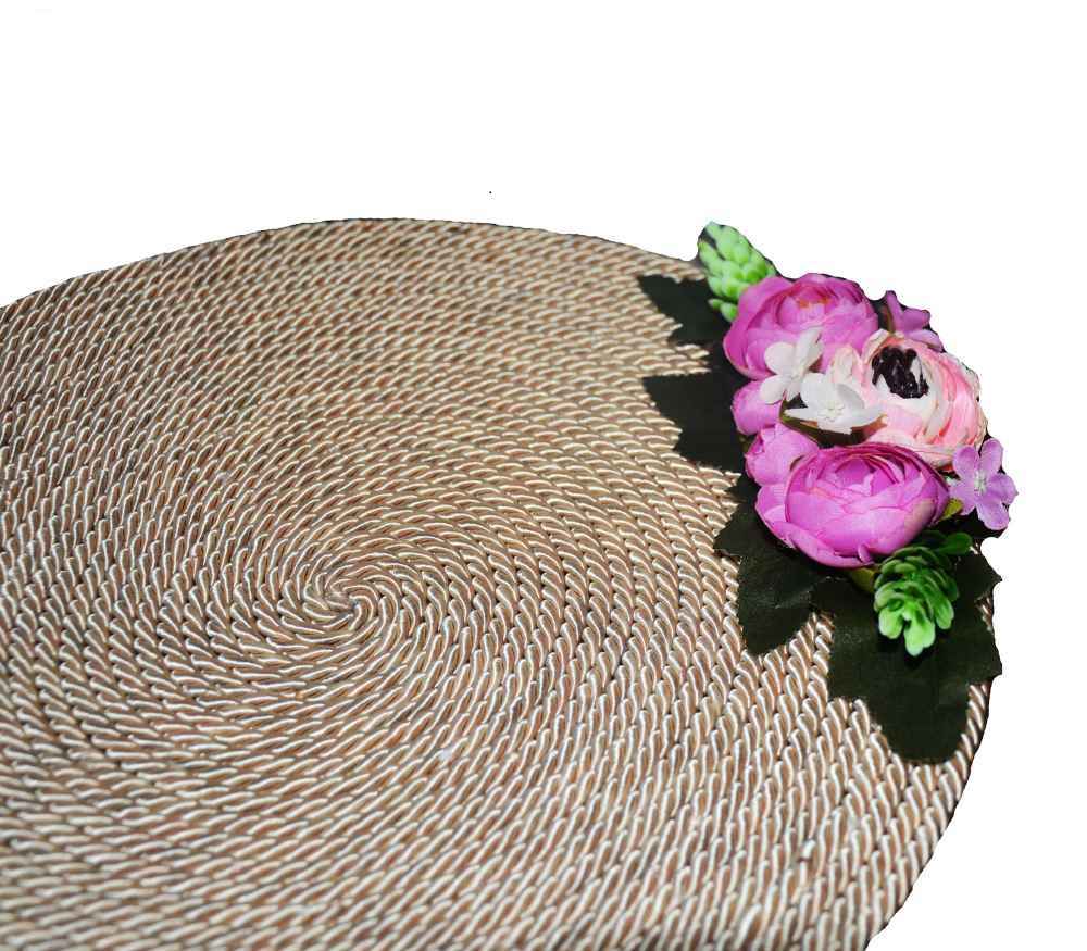 Set de Sets de Table en Feutre Sous l’Assiette – Modèle Viona