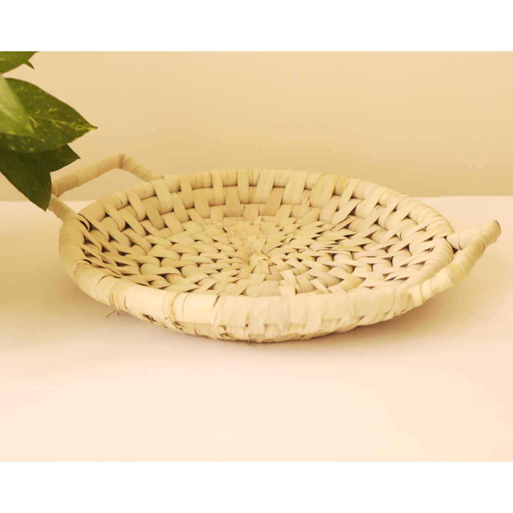 Panier de rangement en feuille de palmier tissé à la main persan avec poignées modèle Nesa
