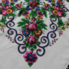 Écharpe Ethnique Turkmène - Élégance et Tradition avec un Motif Floral en Blanc