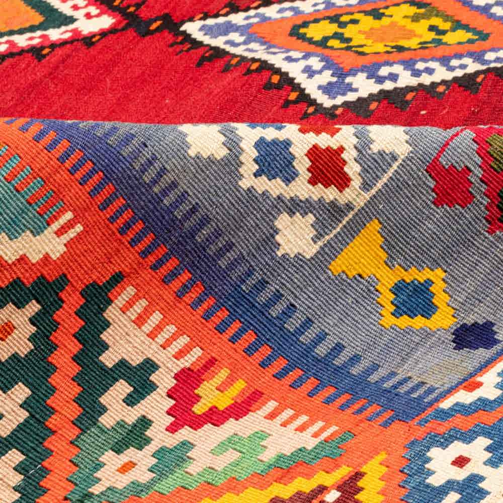 Tapis Kilim en laine persane tissé à la main en Fars Traditionnel Nazli