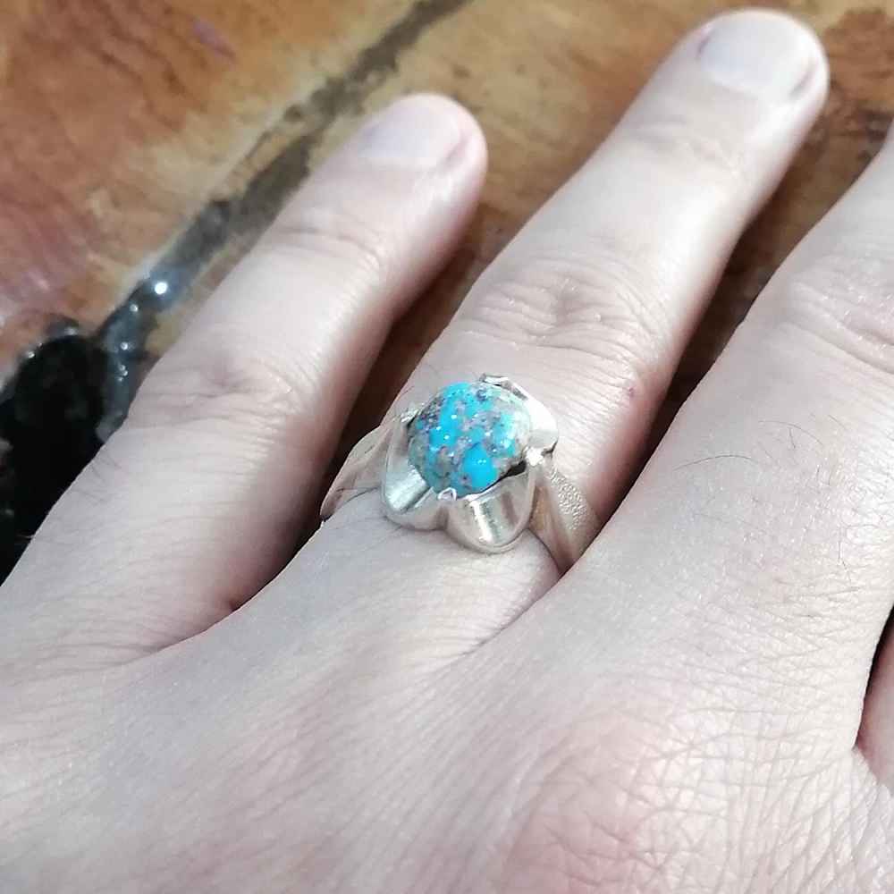 Bague en Argent Persan avec Turquoise de Neyshabur Farima Javid