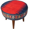 Pouf persan rouge traditionnel avec pieds en bois et tissu en velours bleu marine Farsh