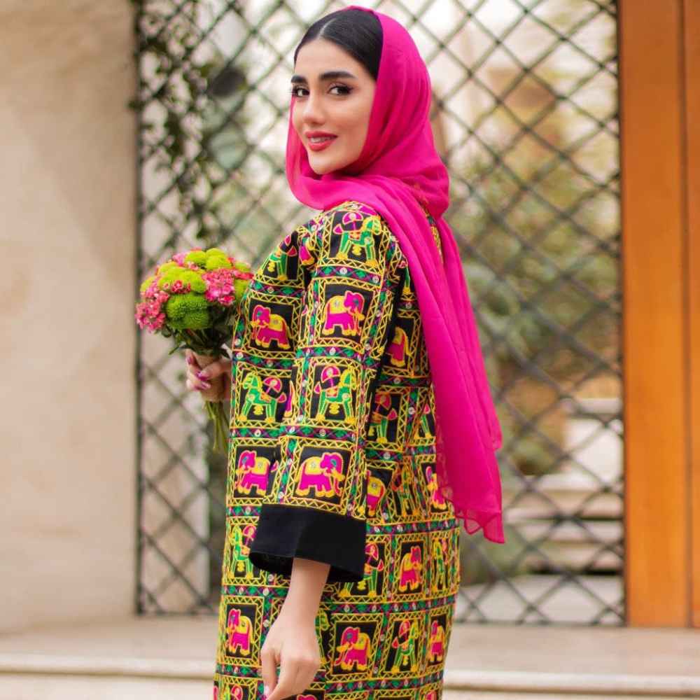 Modèle Manto Perse Suzani