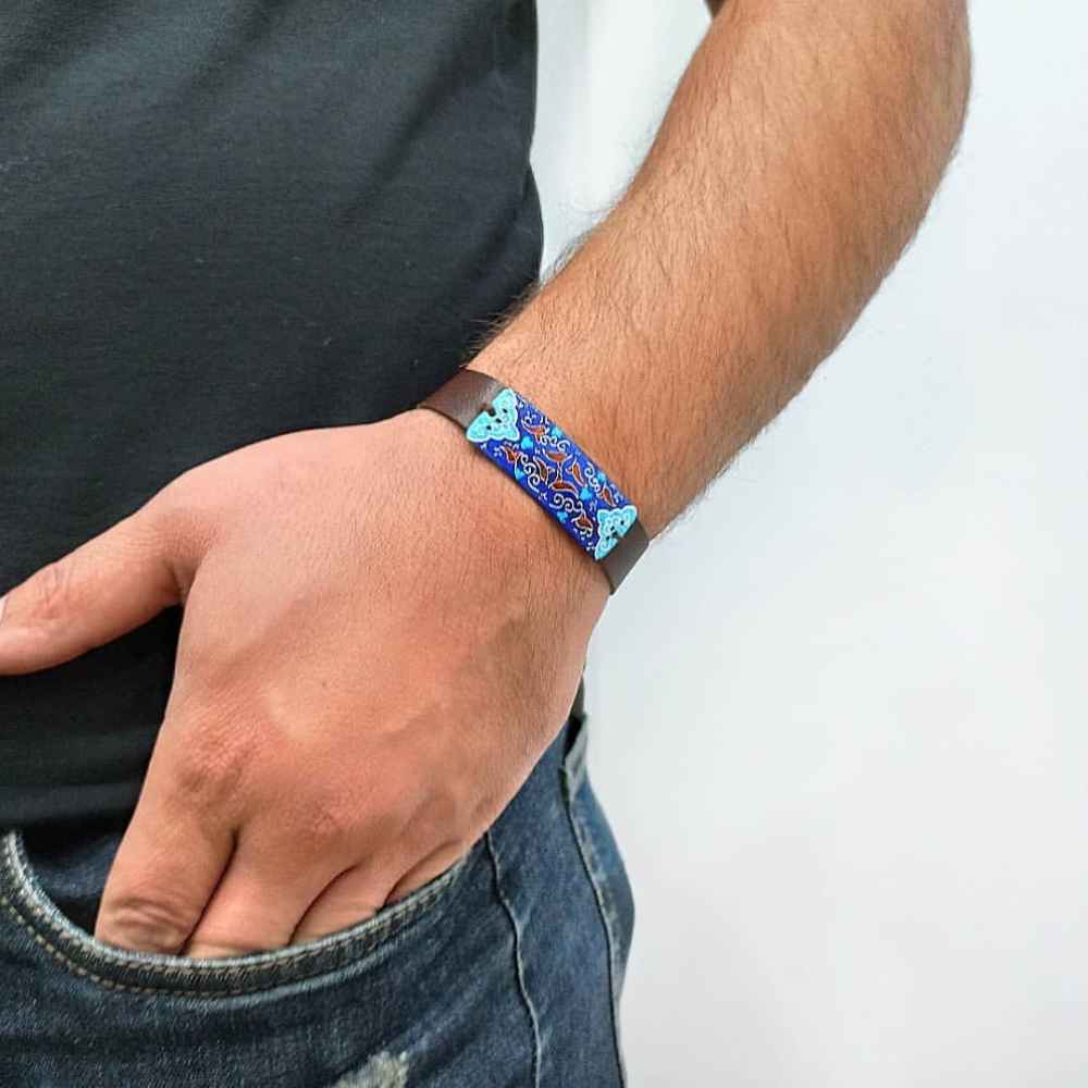 Bracelet artistique en cuir et cuivre Minakari – Akhgar Artistique