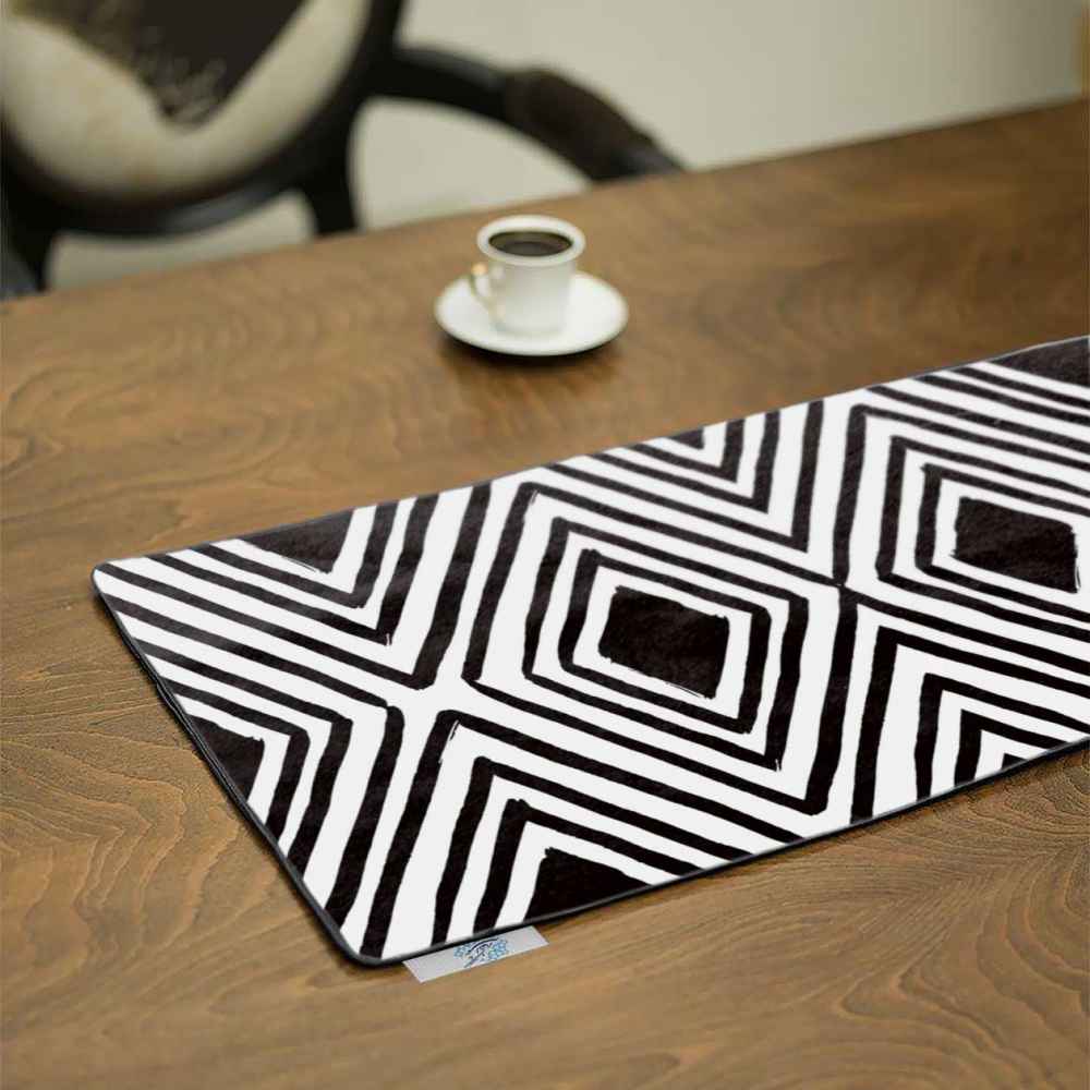 Chemin de table en velours "Persian Elegance" Modèle Moderne